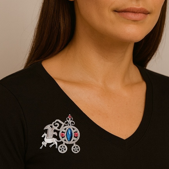 Swarovski Crystals Cinderella Brooch - Picture 5 of 5